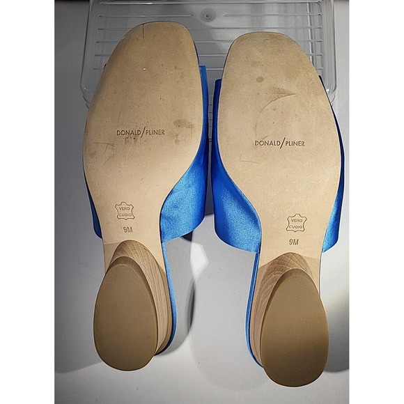 Donald Pliner Rimini Cerulean Blue Satin Slide Sandals Heels Women's Size 9 - Picture 10 of 13